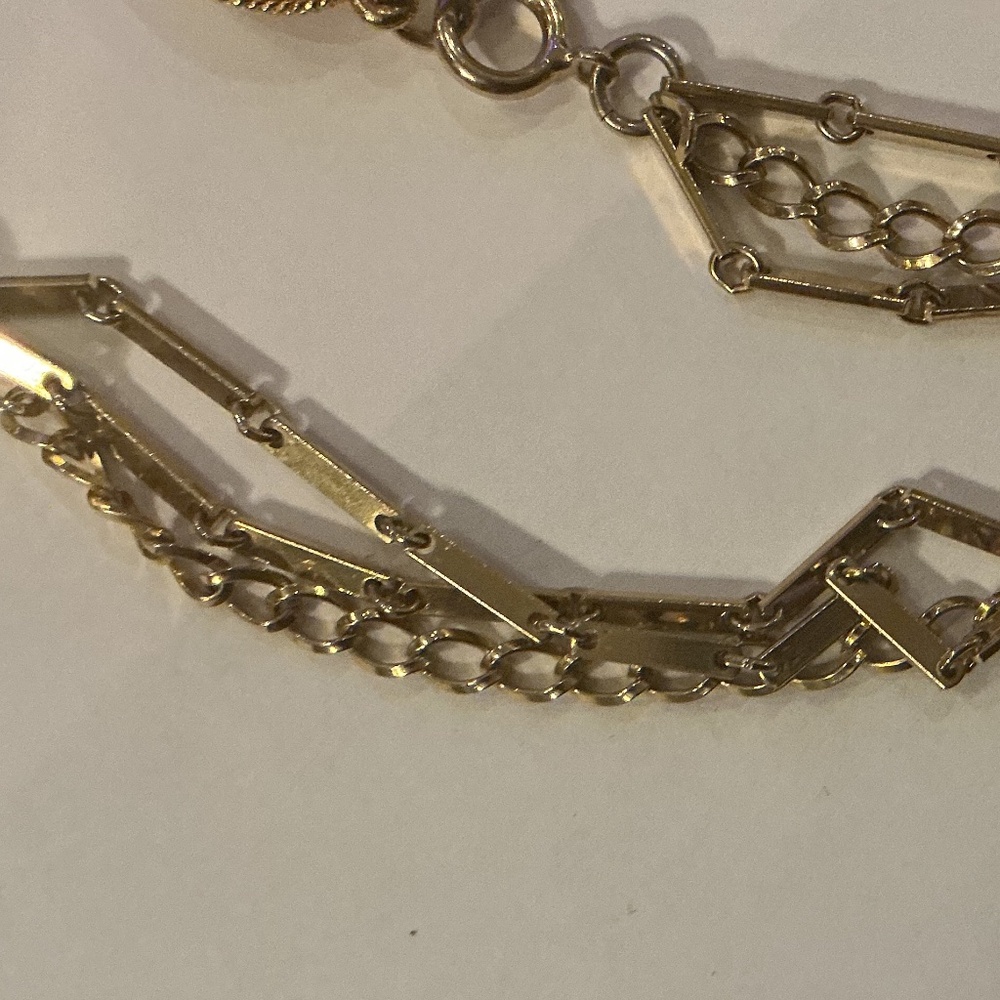 Two Matching Necklaces - Picture 3 of 5